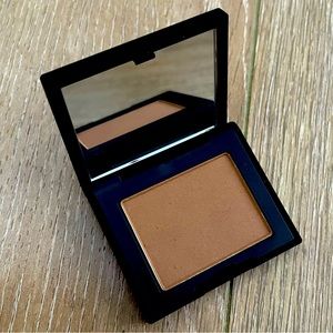 NARS new eye shadow in brown.